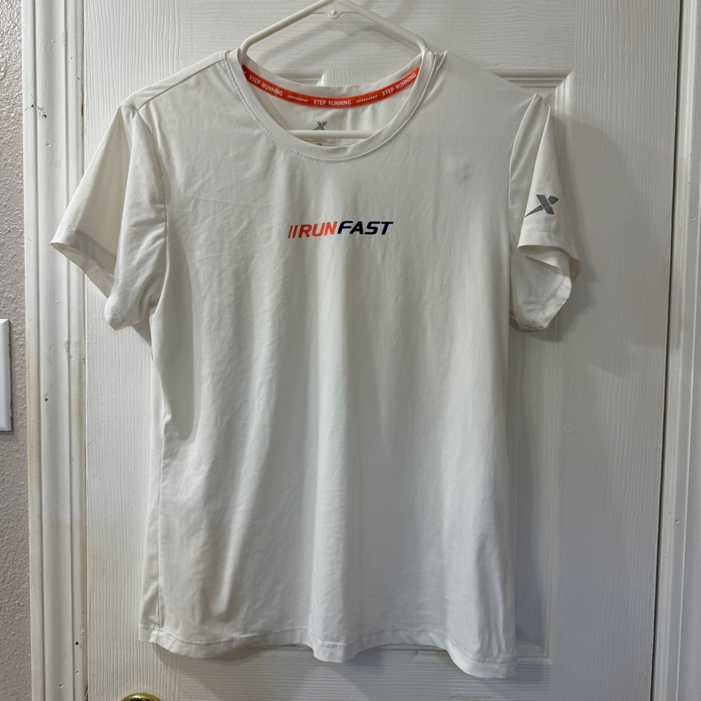 💜 3/$15 Xstep Running athletic white shirt